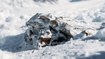 Βρέθηκε κάμερα εξερευνητή του 1937 σε παγετώνα (ΕΙΚΟΝΕΣ)