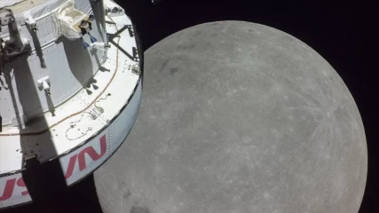 Orion: Δείτε την ιστορική φωτογραφία Σελήνης και Γης στο ίδιο πλάνο (ΕΙΚΟΝΑ)