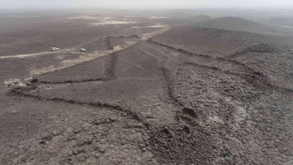 Λύθηκε το αίνιγμα των μυστηριωδών σχημάτων στην αραβική έρημο (ΕΙΚΟΝΕΣ)