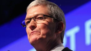 Tim Cook: Μείωση του μισθού του μετά από δικιά του απαίτηση