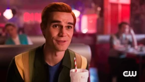Riverdale 7η σεζόν: Το πρώτο trailer του φινάλε αποκαλύπτει χωροχρονικά παράδοξα