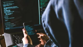 Νέο Ισραηλινό spyware χάκαρε iPhones σε δέκα χώρες