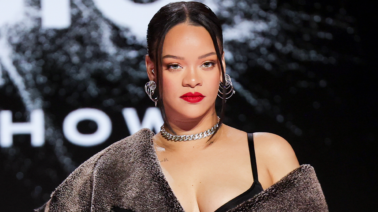 Τεράστιο social media ρεκόρ για την Rihanna!