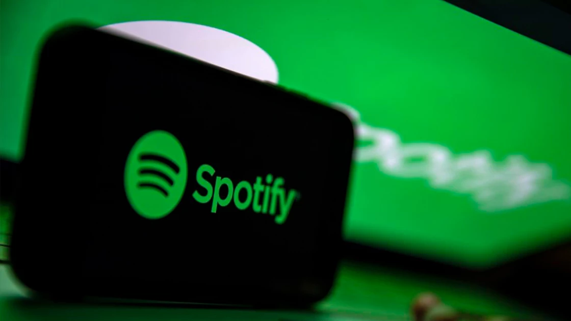 To Spotify αφαιρεί δεκάδες χιλιάδες τραγούδια φτιαγμένα από ΑΙ