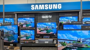 Απίστευτο κι όμως αληθινό: Η Samsung έκλεισε συμφωνία με την LG για τις τηλεοράσεις της