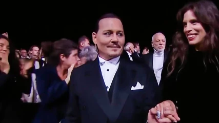 Johnny Depp: Το comeback του στις Κάννες είχε δάκρυα και 7λεπτο standing ovation (ΒΙΝΤΕΟ)