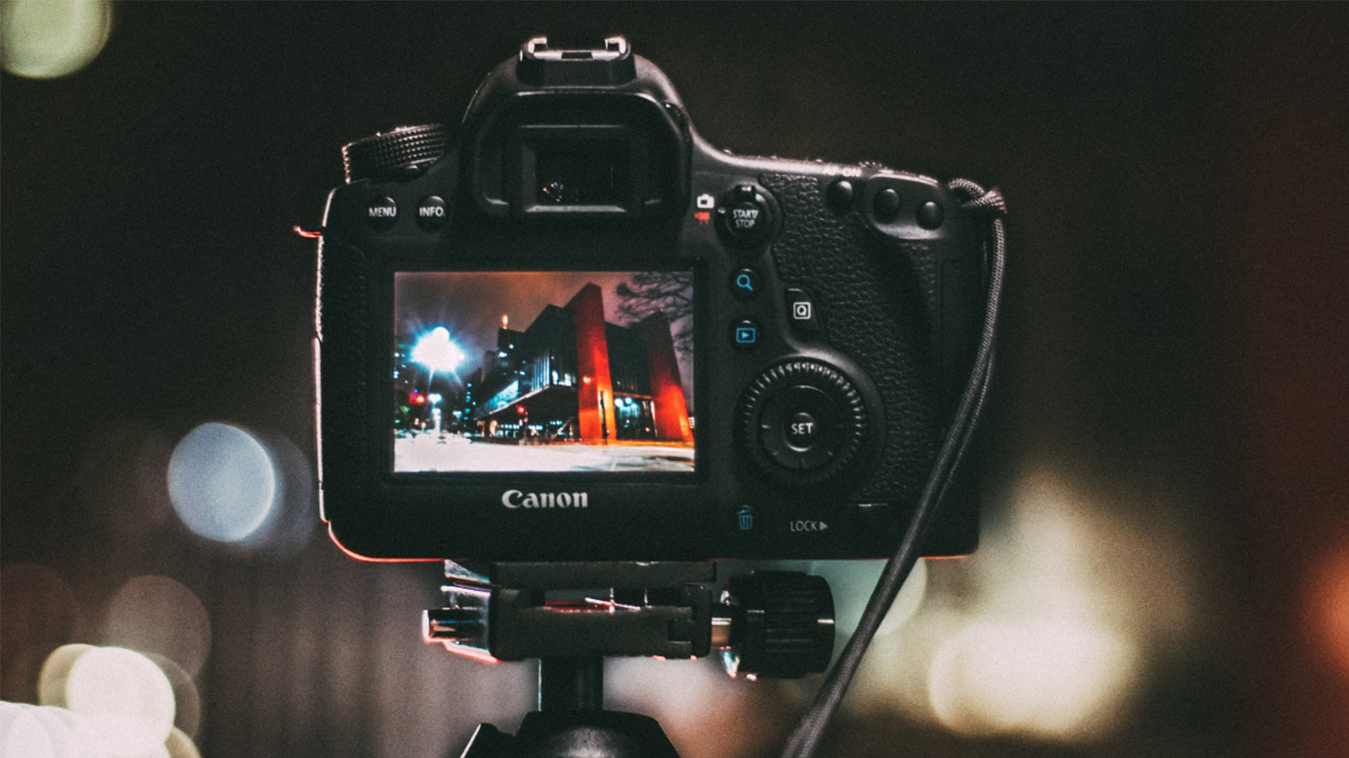 Η Canon θα συνεργαστεί με έναν κατασκευαστή smartphone