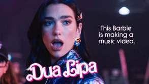 Barbie: Η Dua Lipa τραγουδάει για την κούκλα της Margot Robbie – Δείτε το επίσημο βίντεο κλιπ