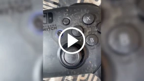 Μάλλον δεν έχετε δει πιο αηδιαστικό gaming χειριστήριο στη ζωή σας (ΒΙΝΤΕΟ)