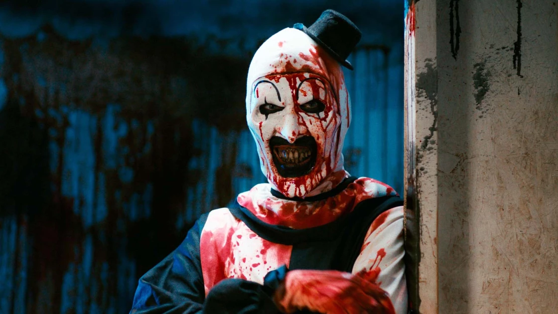 Terrifier 3: Ο φρικιαστικός κλόουν επιστρέφει με μία μεγάλου budget horror ταινία