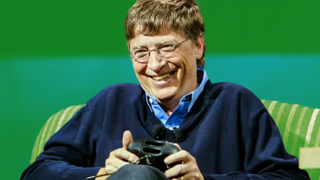 O Bill Gates θέλει να τον αποκαλούν και gamer πλέον στα 67 του χρόνια