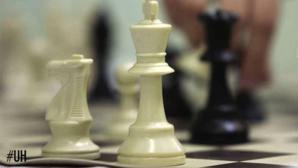 Υπολογιστής μαθαίνει να παίζει σκάκι master επιπέδου σε 72 ώρες