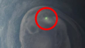 H NASA κατέγραψε μυστηριώδες πράσινο φως στην επιφάνεια του Δία (ΦΩΤΟ)