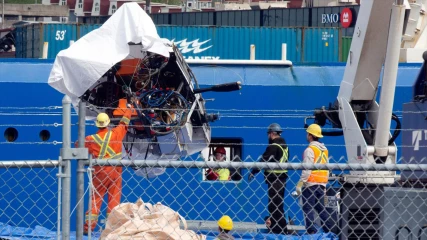 Τα συντρίμμια του υποβρυχίου TITAN έφτασαν στον Καναδά (ΦΩΤΟ-ΒΙΝΤΕΟ)