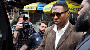 Jonathan Majors: Νέα στοιχεία από την αστυνομία της Νέας Υόρκης στην υπόθεσή του
