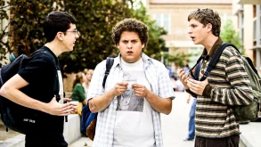 “Η φήμη προκαλεί παράνοια” λέει ο Michael Cera και μοιράζεται την ιστορία του μετά το Superbad