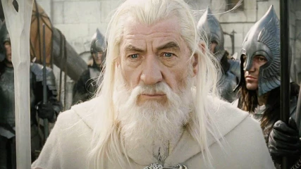 Ian McKellen: Ελπίζω να νιώθουν ανόητοι όσοι απέρριψαν το ρόλο του Gandalf