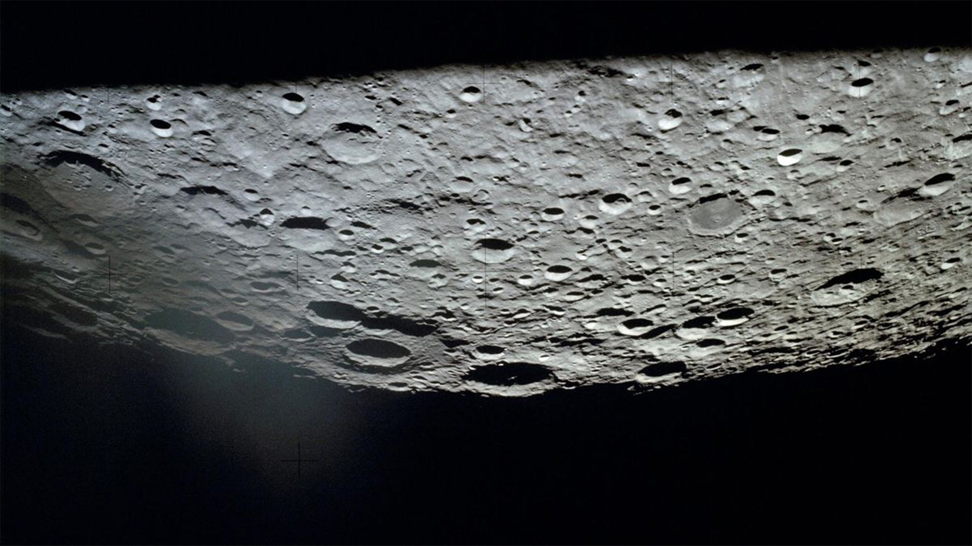 Κινεζικό σεληνιακό rover ανακάλυψε κάτι ενδιαφέρον σε 90 μέτρα βάθος