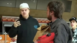 Αθώος ο ντελιβεράς που πυροβόλησε φαρσέρ YouTuber (BINTEO)