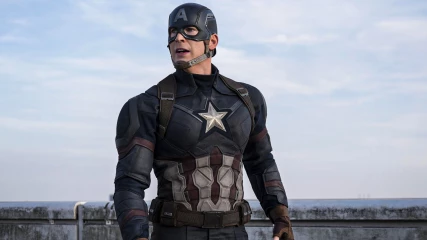 Ο Chris Evans απαντάει στις φήμες που τον θέλουν να επιστρέφει ως Captain America με τους παλιούς Avengers