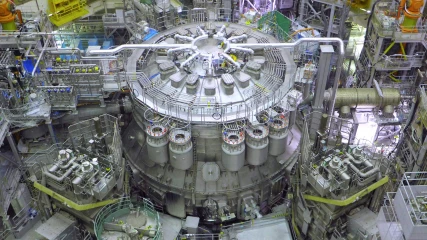 Ο μεγαλύτερος αντιδραστήρας πυρηνικής σύντηξης στον κόσμο, ενεργοποιήθηκε
