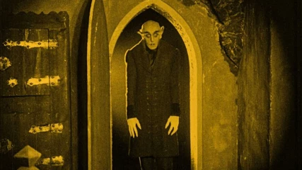 Η νέα ματιά στο Nosferatu δείχνει πόσο σκοτεινό θα είναι το remake του Robert Eggers