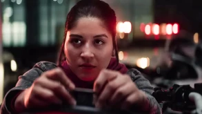 Το νέο trailer της σειράς “Echo“ της Marvel γυρίζει πίσω στην εποχή “Daredevil στο Netflix“