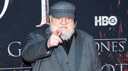 George R. R. Martin και HBO έχουν στα σκαριά τρεις νέες σειρές του Game of Thrones