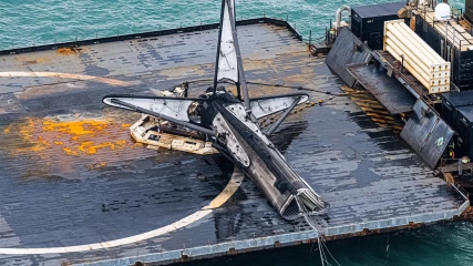 Καταστράφηκε ένας Falcon 9 πύραυλος στον ωκεανό (ΕΙΚΟΝΕΣ)