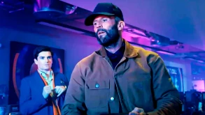 The Beekeeper: Ο Jason Statham ρίχνει ατελείωτο ξύλο στη νέα του ταινία (ΒΙΝΤΕΟ)