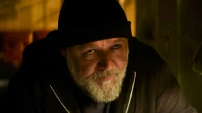 Ο Russell Crowe παίζει σε ένα αστυνομικό θρίλερ για τους λάτρεις του είδους (ΒΙΝΤΕΟ)
