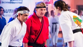 Cobra Kai: Άρχισαν τα γυρίσματα της 6ης σεζόν και το Netflix ανέβασε βίντεο από τα παρασκήνια