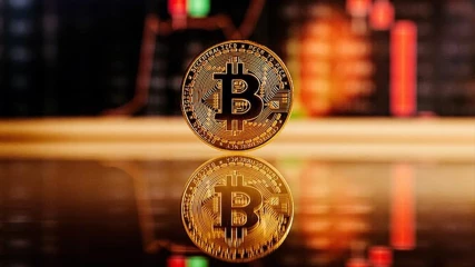 Bitcoin: Σπάει το ένα ρεκόρ μετά το άλλο