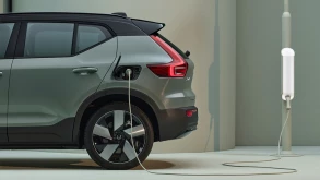 Ταχύτερη φόρτιση για τα Volvo κατά 30%