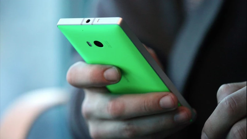 Ξεκίνησαν τα pre-orders του Lumia 930