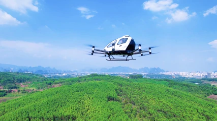 Στην Κίνα ετοιμάζουν αυτόνομα ιπτάμενα ταξί που μειώνουν κατακόρυφα το χρόνο μιας διαδρομής