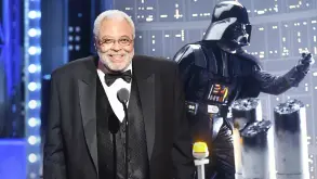 James Earl Jones: Έφυγε στα 93 του ο θρύλος πίσω από τη φωνή του Darth Vader