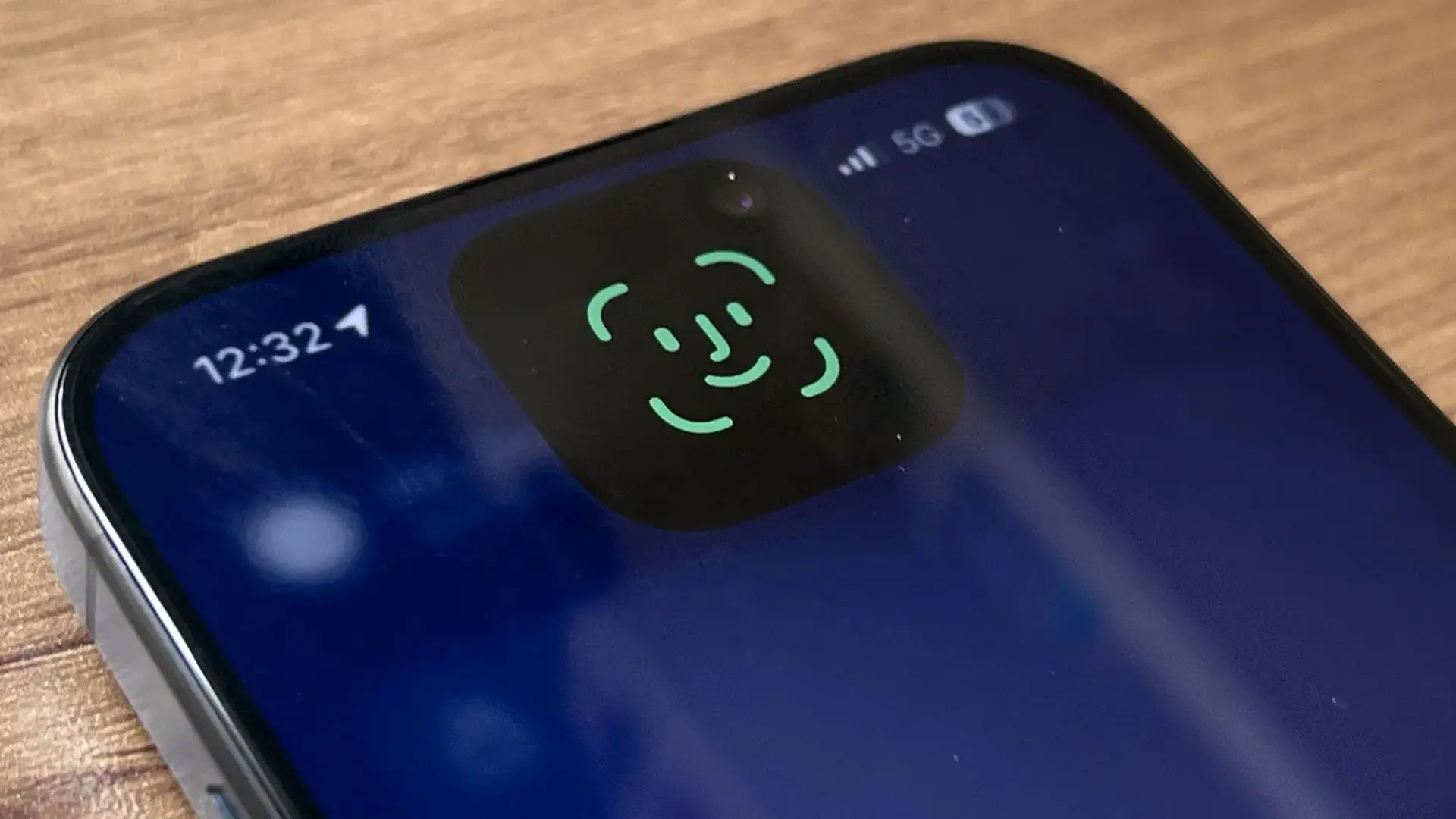 iOS 18: Ο τρόπος για να κρύψετε και να κλειδώσετε με Face ID τις εφαρμογές σας