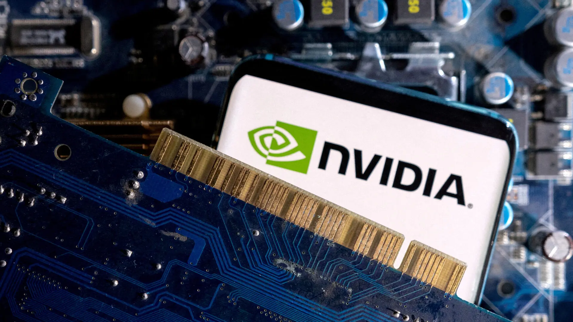 Ρεκόρ αξίας για την Nvidia μετά τη νίκη Trump
