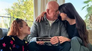 Bruce Willis: Οι κόρες του μοιράζονται ένα συγκινητικό στιγμιότυπο