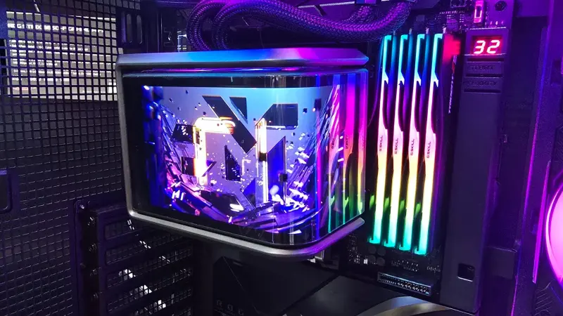 Υδρόψυξη...ενυδρείο από την Asus! (ΕΙΚΟΝΕΣ)