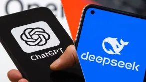 ChatGPT vs DeepSeek: Η OpenAI κατηγορεί την κινεζική εταιρεία πως «έκλεψε»