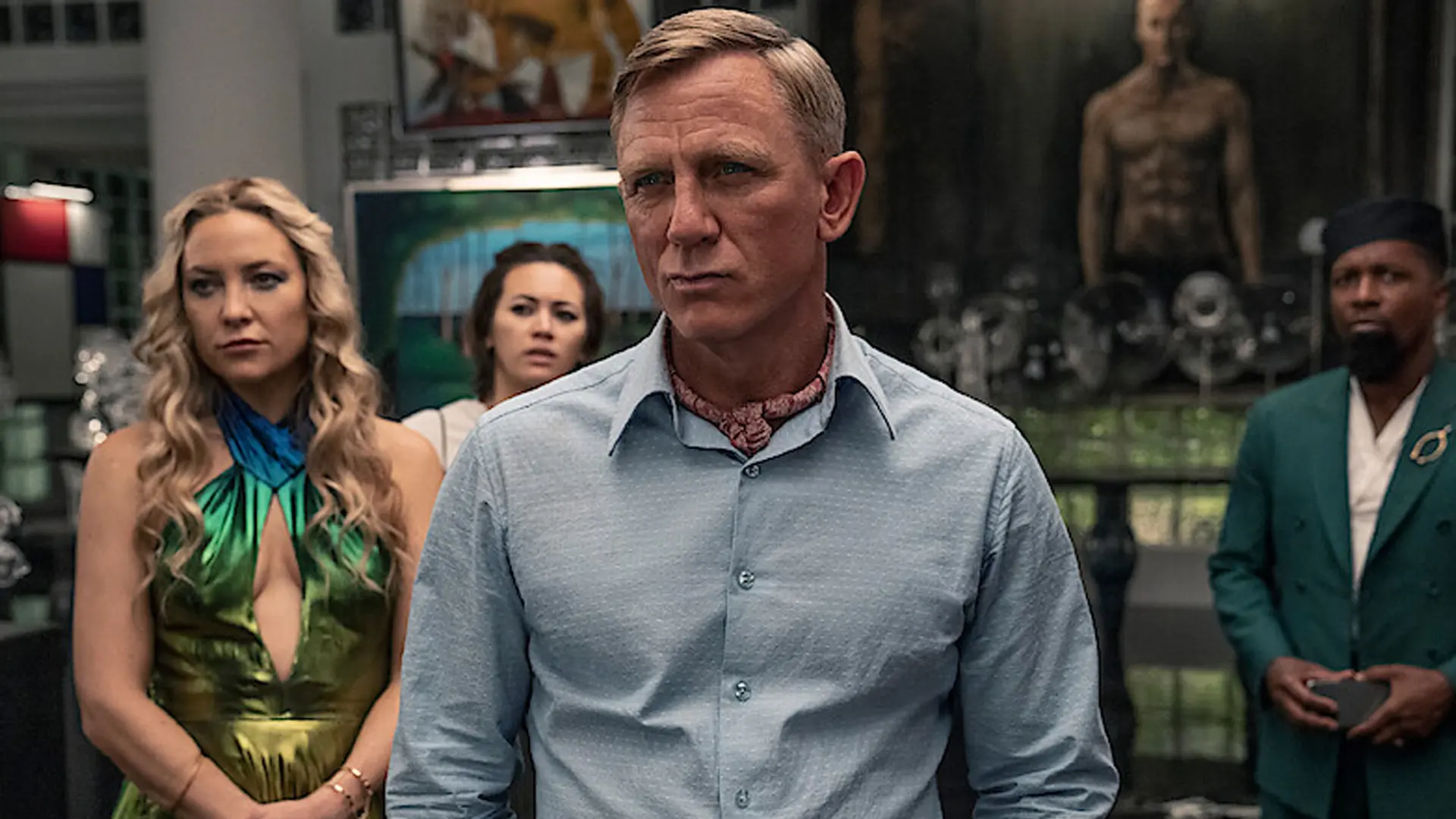 Αγνώριστος ο Daniel Craig στο Knives Out 3 του Netflix – Πρώτη ματιά στην ταινία