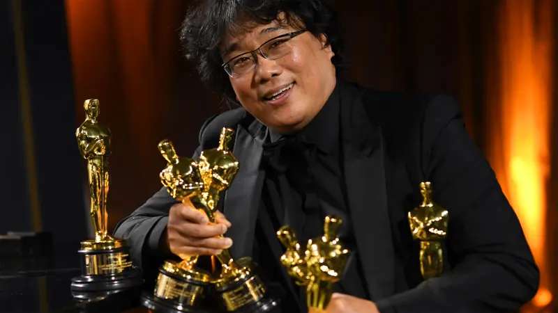 Bong Joon-ho: Αποκαλύφθηκε η νέα ταινία του δημιουργού του Parasite μετά το Mickey 17!