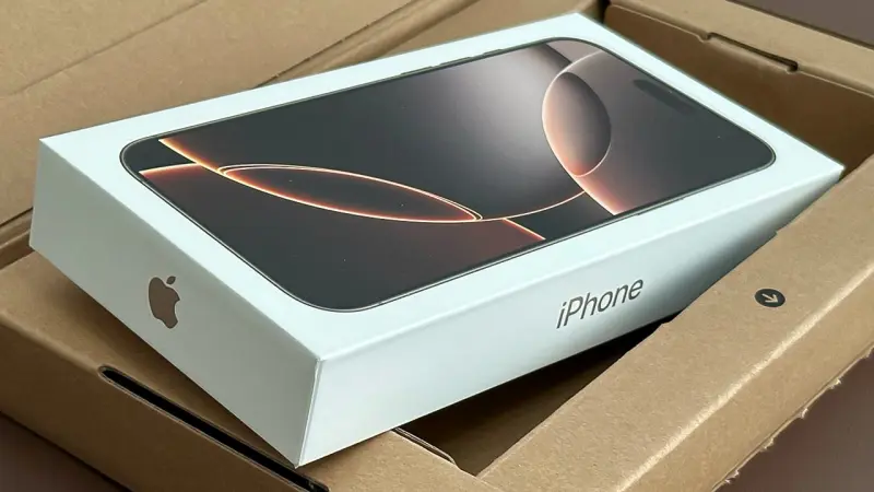iPhone 17 Pro Max: Δείτε τον ριζικά ανανεωμένο σχεδιασμό του σε νέα renders!