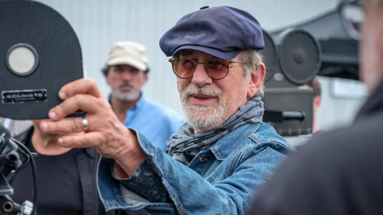 Εικόνες από τα γυρίσματα της “UFO ταινίας” του Steven Spielberg!