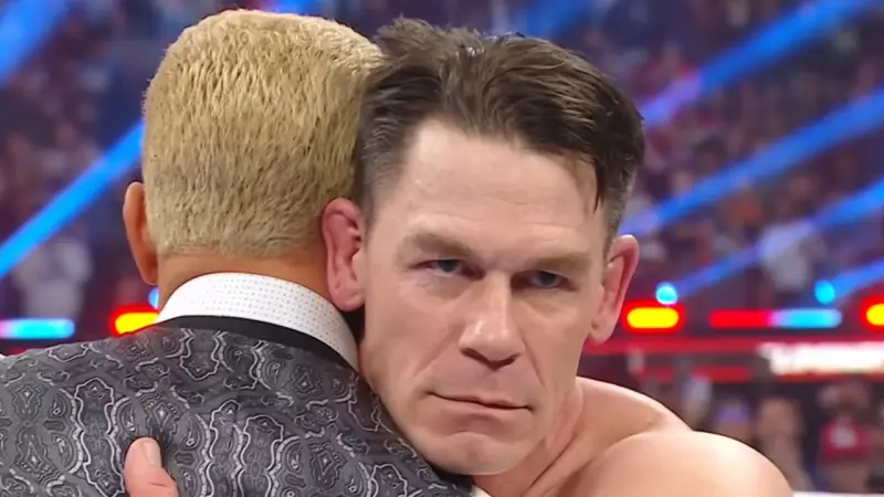 Ο John Cena και οι αινιγματικές του αναρτήσεις μετά το heel turn!