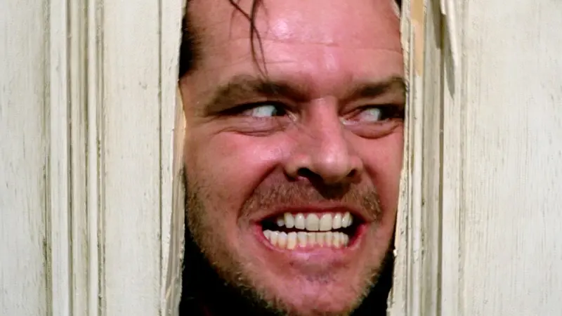 The Shining: Αποκαλύφθηκε 45 χρόνια μετά η αλήθεια πίσω από το μυστηριώδες φινάλε