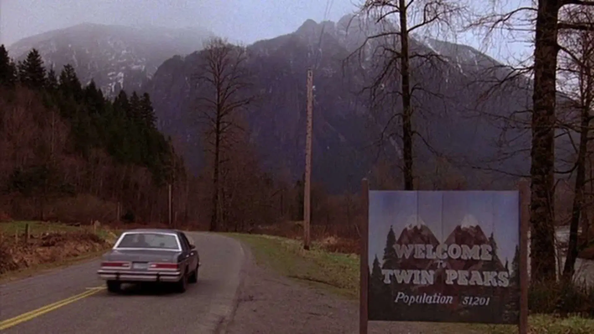 35 χρόνια μετά, ο πιλότος του Twin Peaks παραμένει η ιδανική εισαγωγή στον κόσμο του Lynch