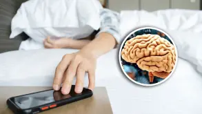 Τι παθαίνουν όσοι αναβάλουν τα ξυπνητήρια για 5 λεπτά επιπλέον ύπνου